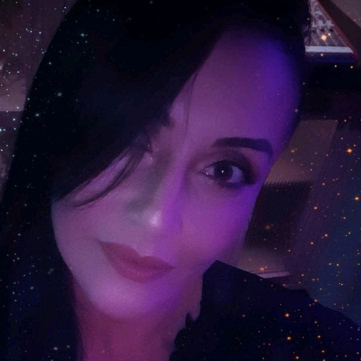 Clau, Yoga & Meditation influencer in UAE