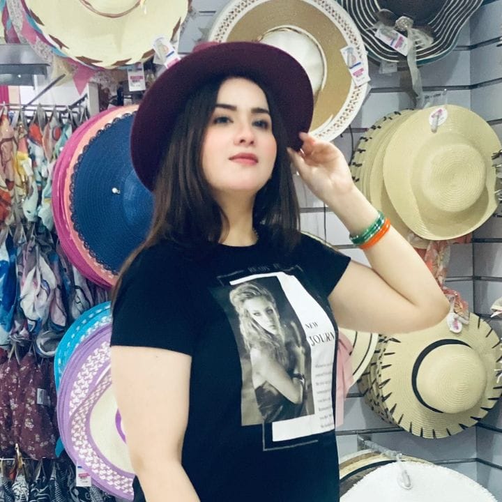 Ayesha, Finance influencer in UAE