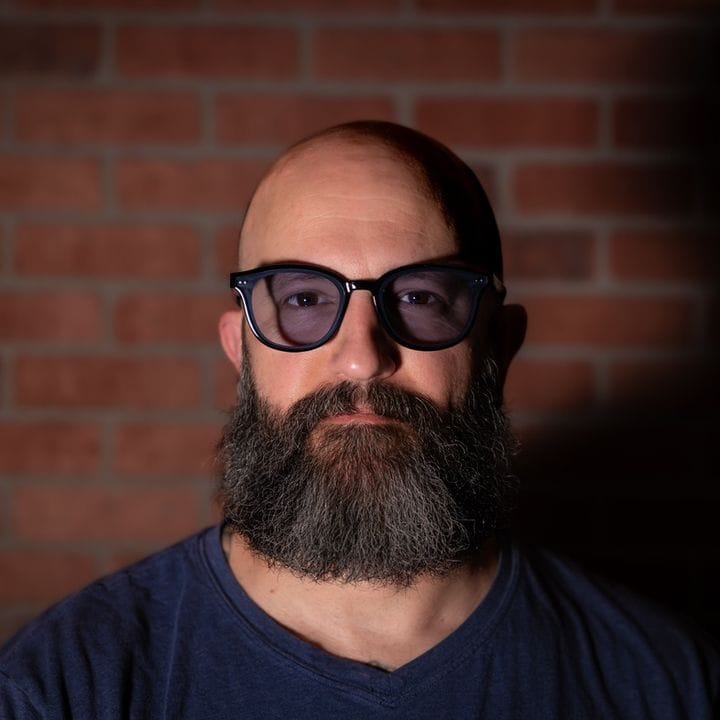Matthew Hahn, Travel influencer in Costa Rica