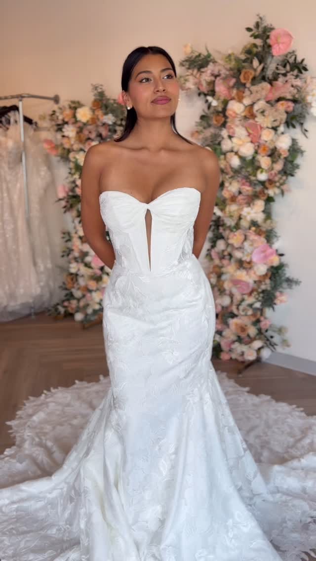 Post 7 by Renee Austin Wedding on Instagram (video)
