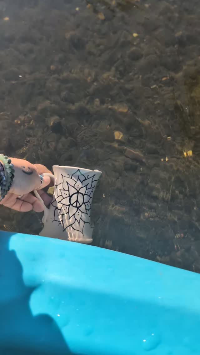 Post 9 by 🦋Mug Mother🦋 on Instagram (video)