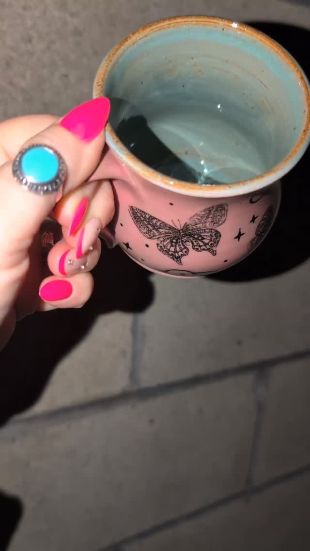 Post 2 by 🦋Mug Mother🦋 on Instagram (video)
