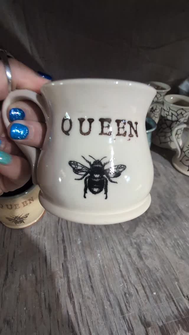 Post 11 by 🦋Mug Mother🦋 on Instagram (video)