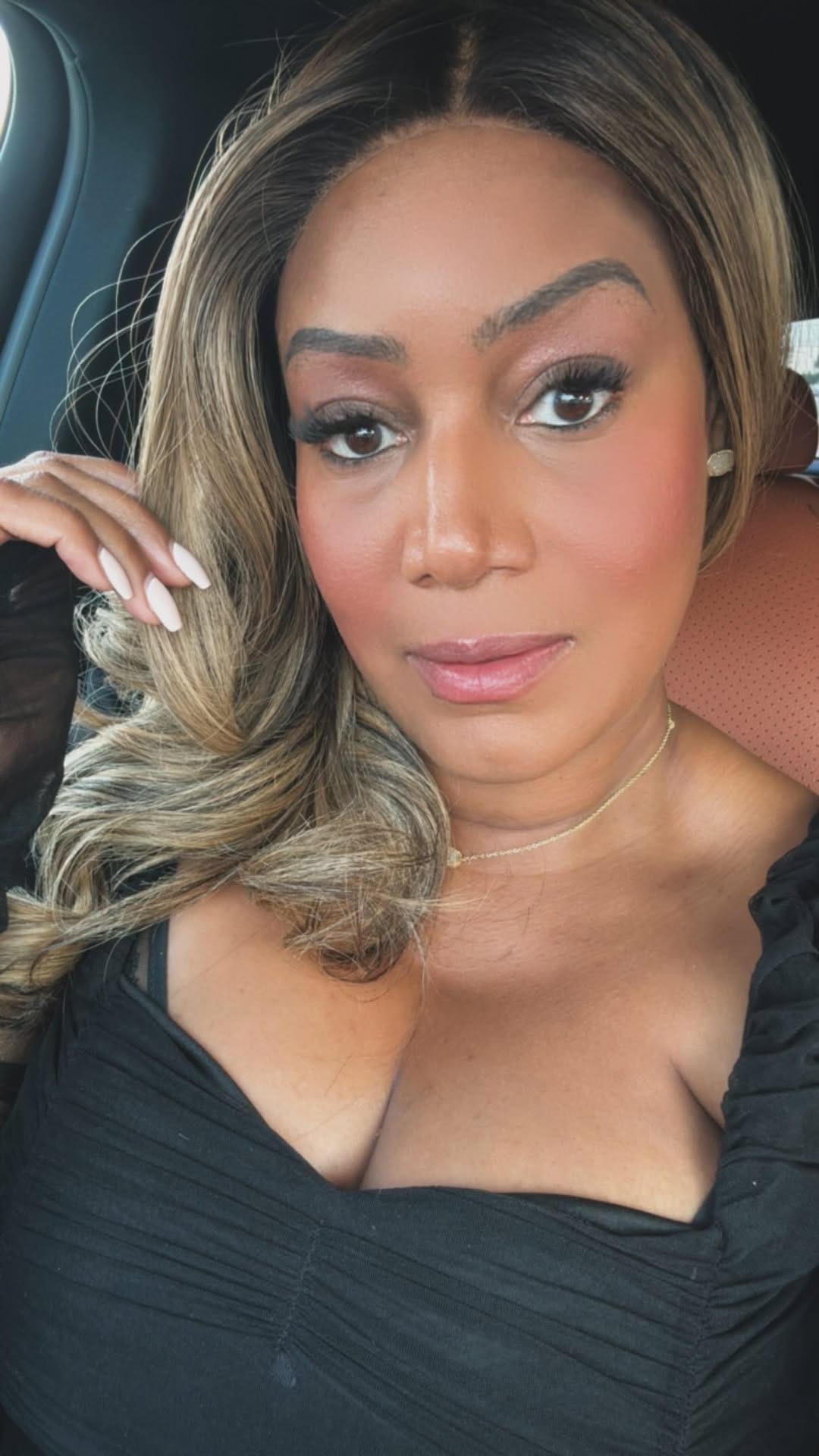 Post 9 by Danielle Carter on Instagram (video)