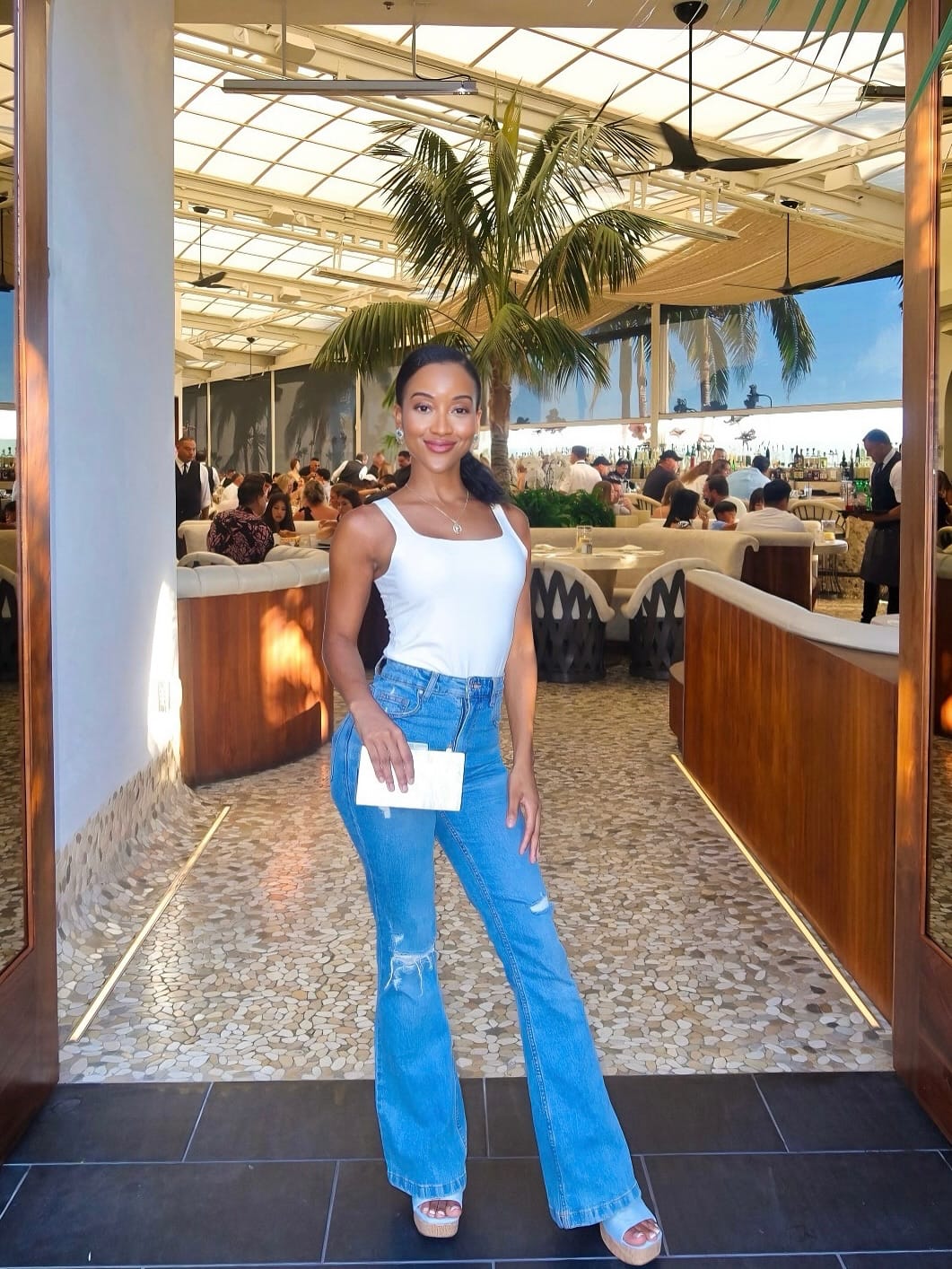 Post 8 by GiNiele GiGi on Instagram (carousel)