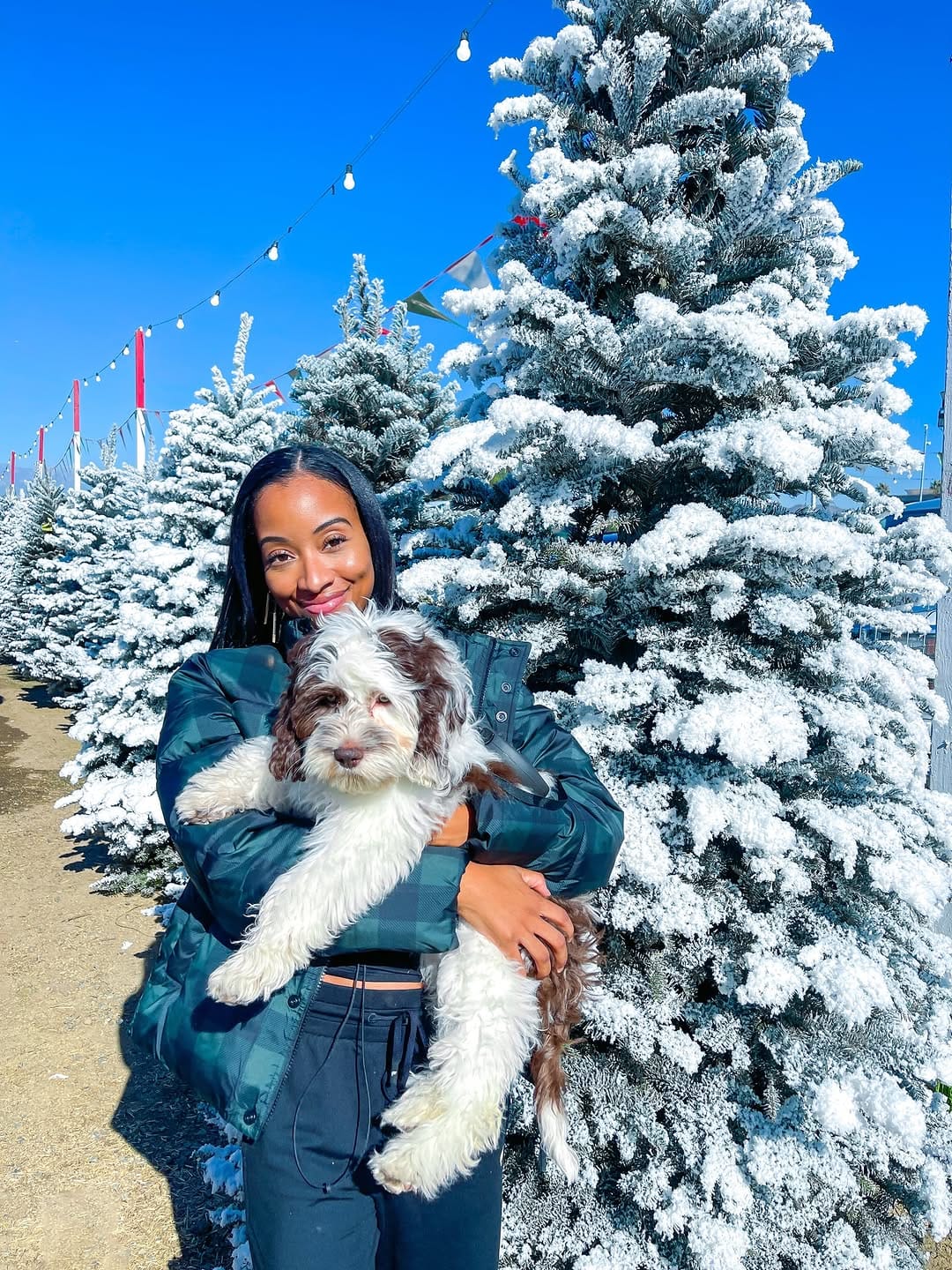 Post 4 by GiNiele GiGi on Instagram (carousel)