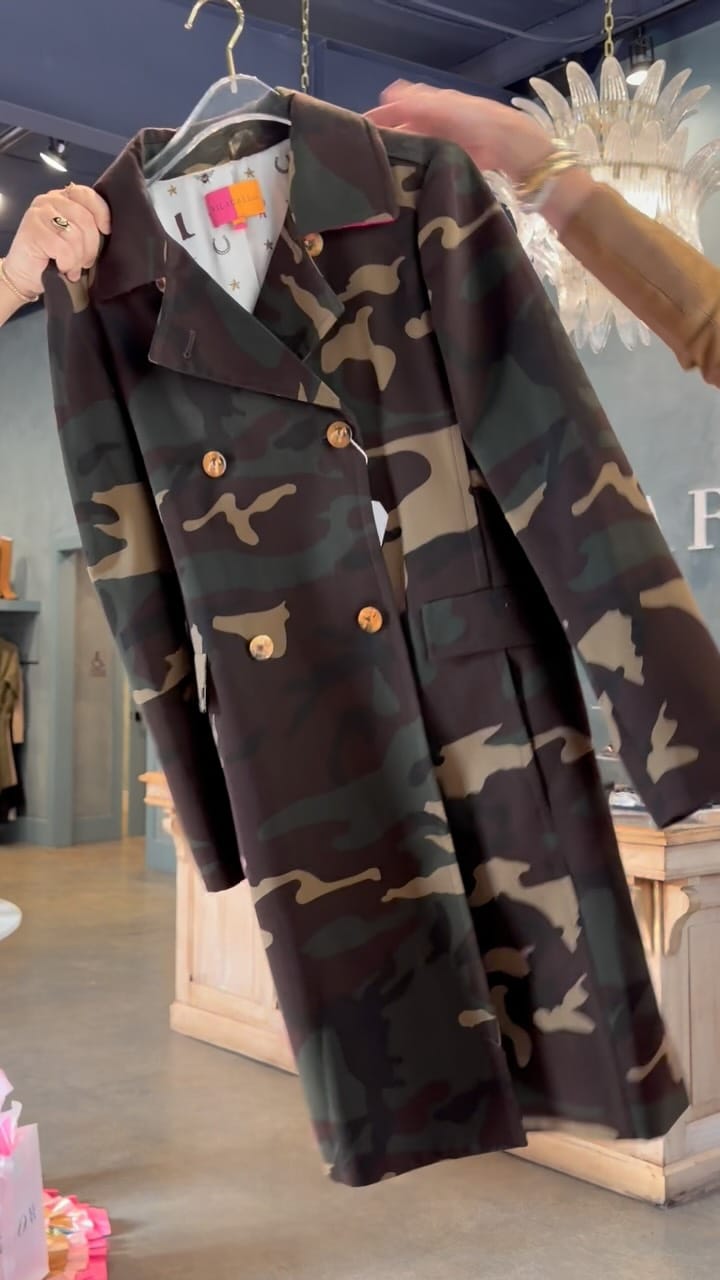 Post 11 by Barlow Fashion on Instagram (video)