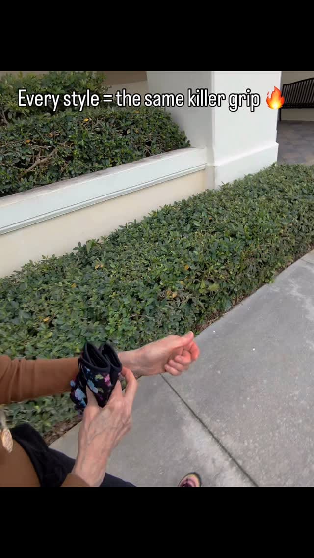 Post 1 by 𝐆-𝐋𝐎𝐕𝐄𝐒 on Instagram (video)