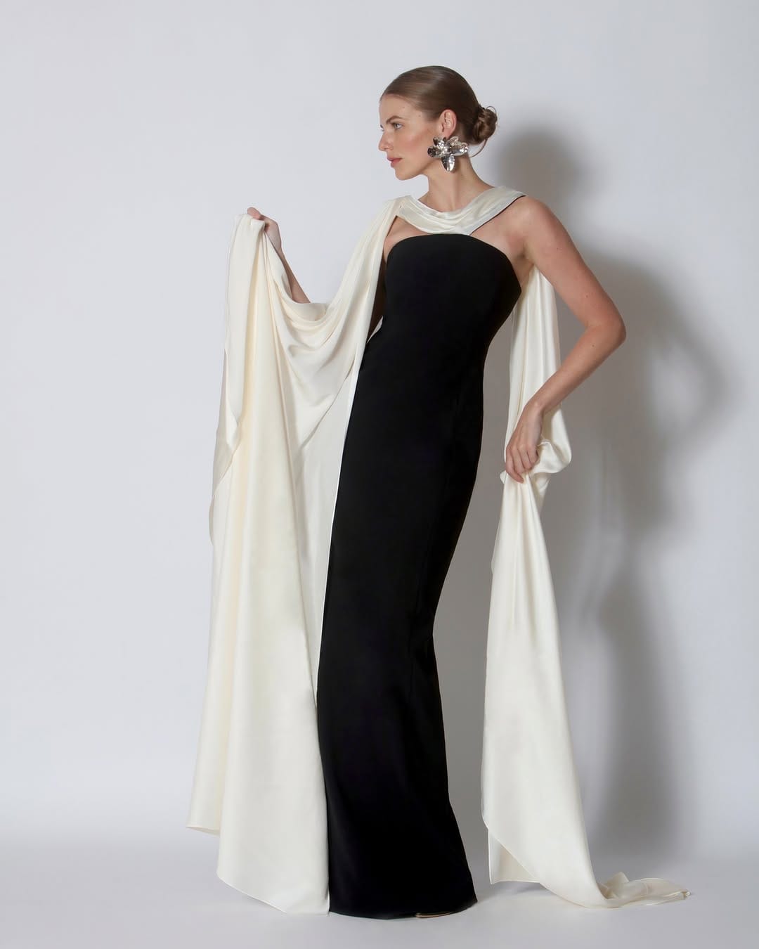Post 6 by Lee Anderson Couture on Instagram (image)