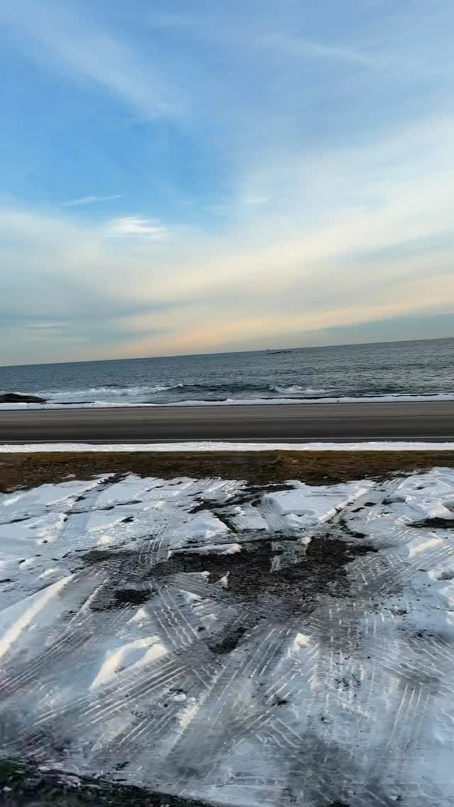 Post 1 by Coastal Chic by Anna on Instagram (video)