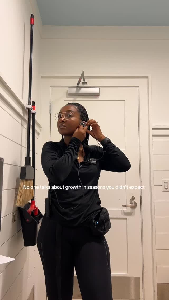 Post 3 by Desirae Shanice on Instagram (video)