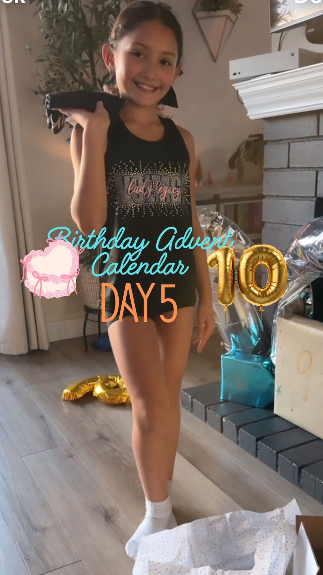 Post 8 by 𝘛𝘌𝘙𝘌𝘚𝘌🖤 Style + Junk Journal + Cheer Mom on Instagram (video)