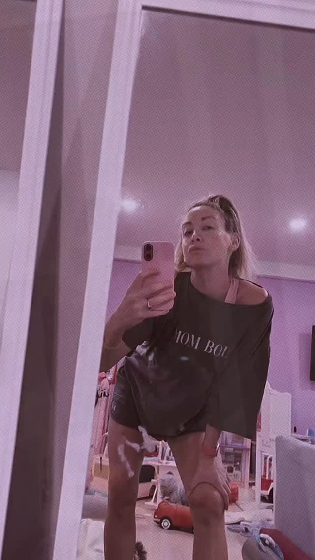 Post 1 by jackie ♡ | twins · beach on Instagram (video)