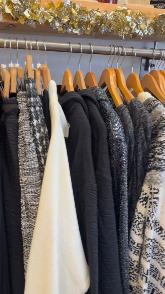 Post 11 by Shopgirls on Instagram (video)