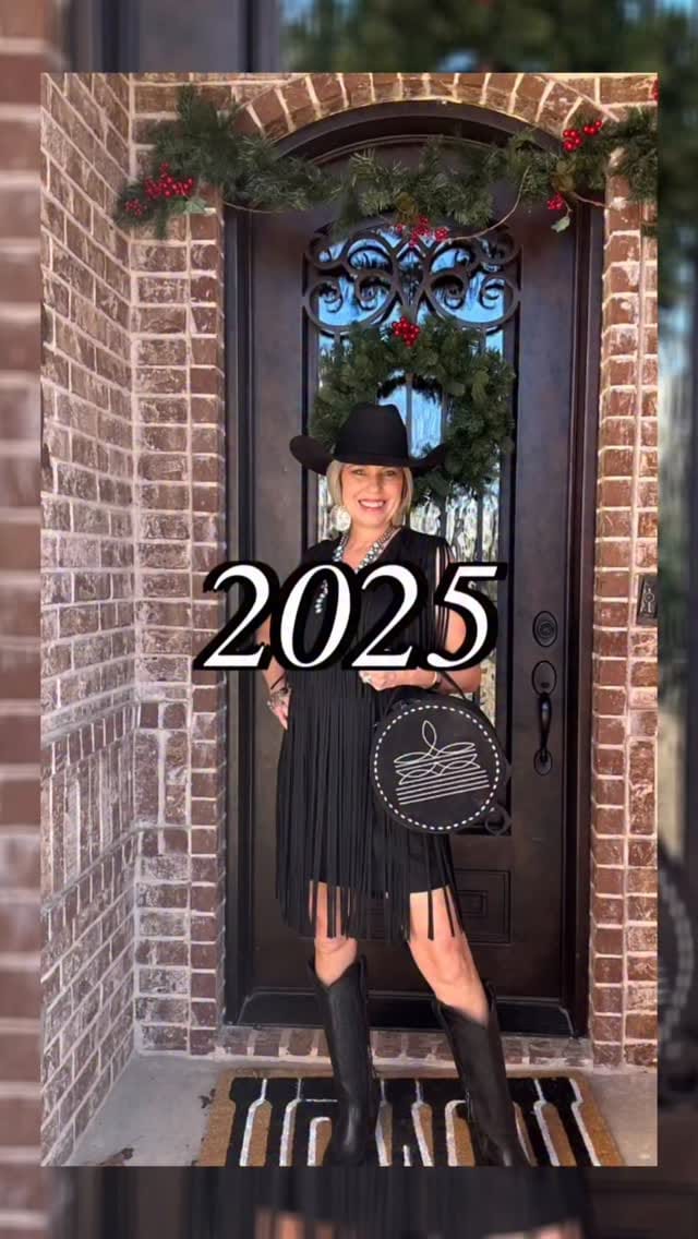 Post 7 by Kim l Cowgirl Style for Real Life on Instagram (video)