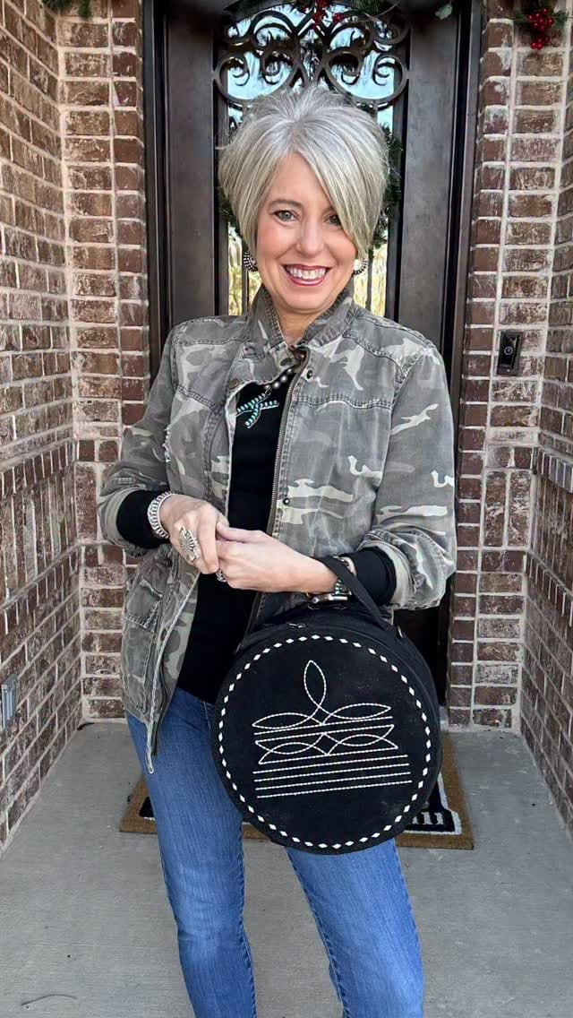 Post 3 by Kim l Cowgirl Style for Real Life on Instagram (video)
