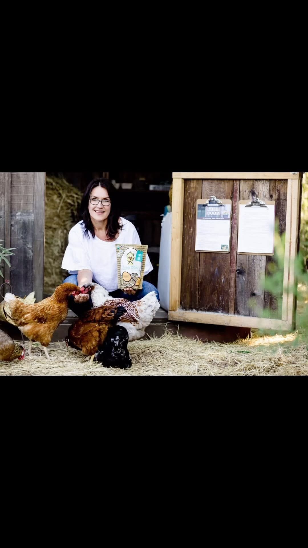 Post 9 by Treats for Chickens | Chicken Treats and More on Instagram (video)
