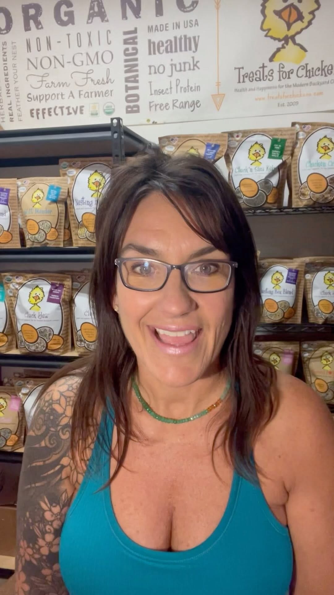 Post 11 by Treats for Chickens | Chicken Treats and More on Instagram (video)