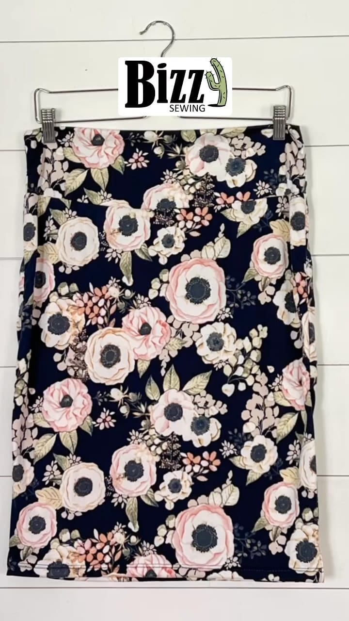 Post 8 by Bizzy Sewing Apparel (Amber aka Bizzy) on Instagram (video)