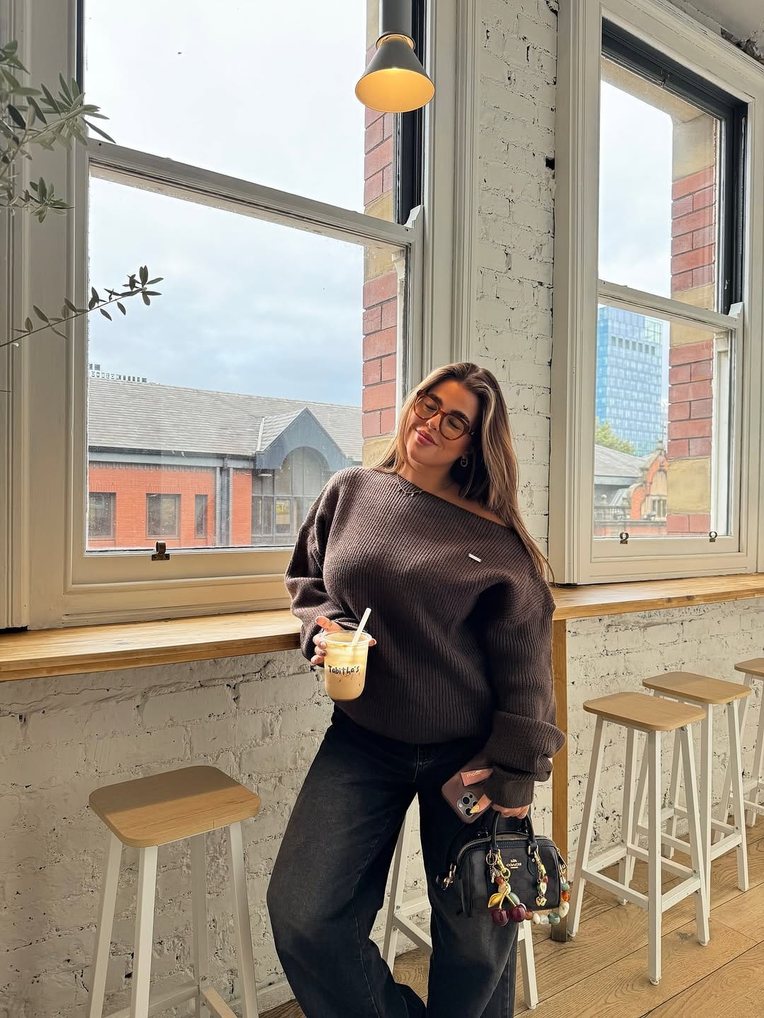 Post 9 by Hannah Georgia on Instagram (carousel)