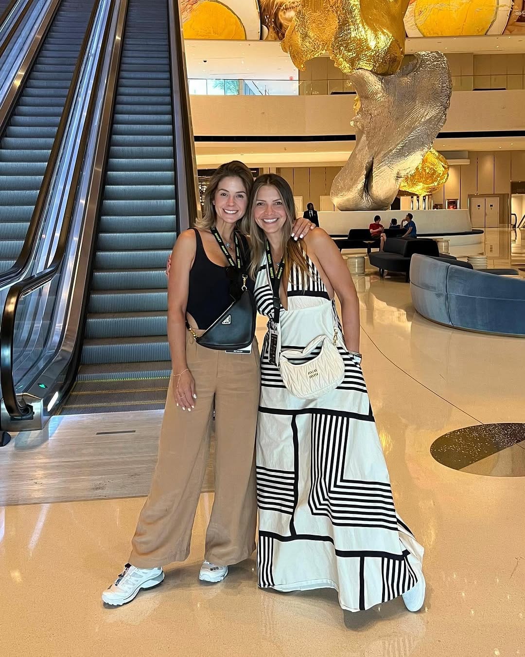 Post 10 by Geakoa Shop 🏷 on Instagram (carousel)