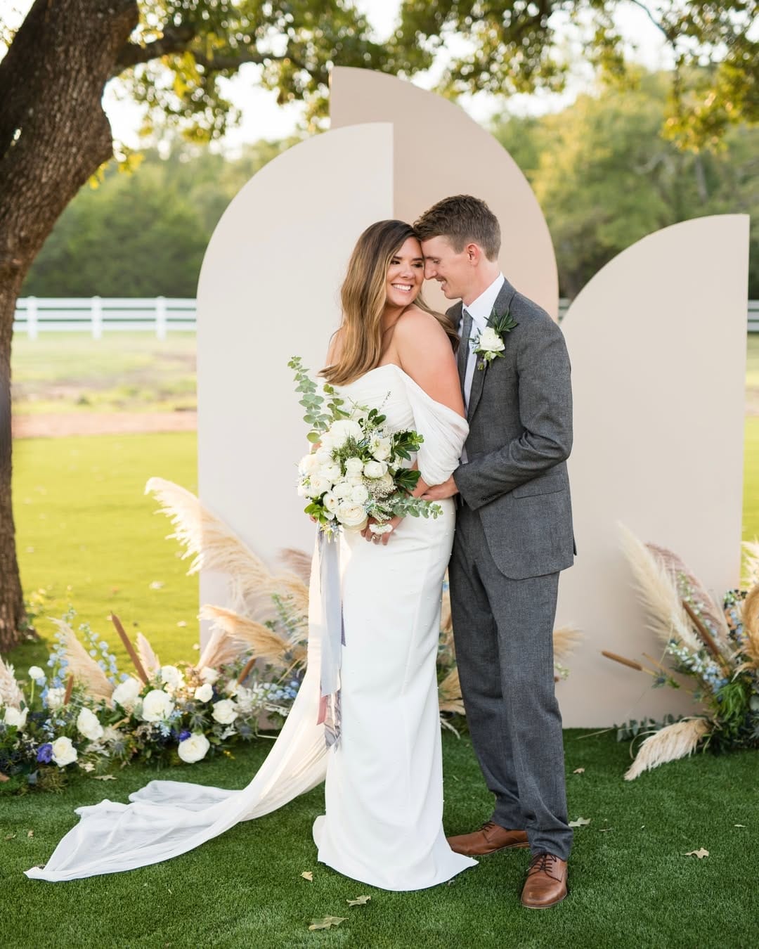 Post 8 by Weddings by Jaymel Molina on Instagram (image)