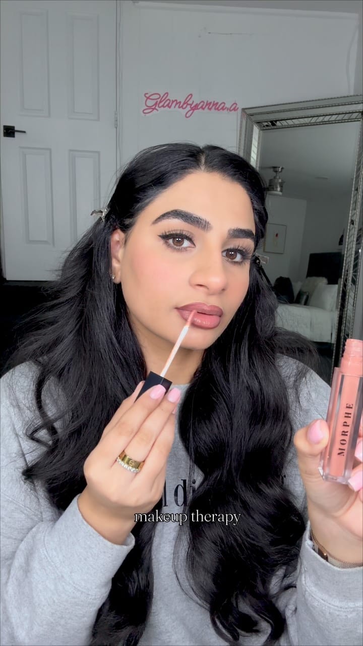 Post 4 by Anna Ahmad on Instagram (video)