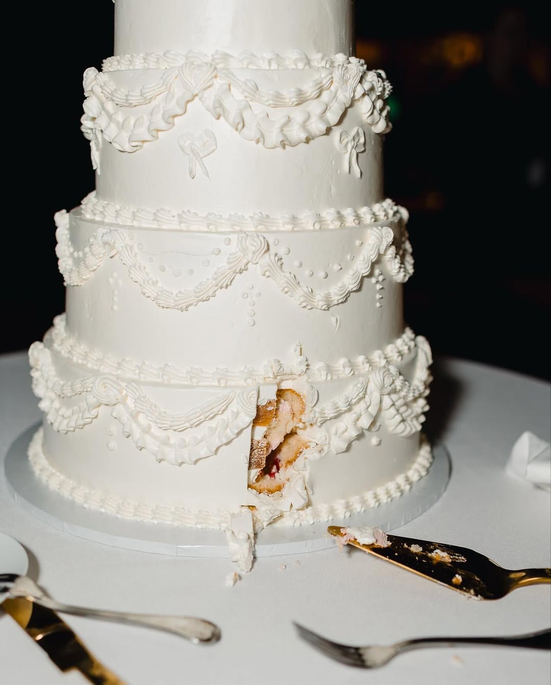 Post 8 by Boston • Rhode Island Wedding Photographer | Nicole Perfetuo on Instagram (carousel)