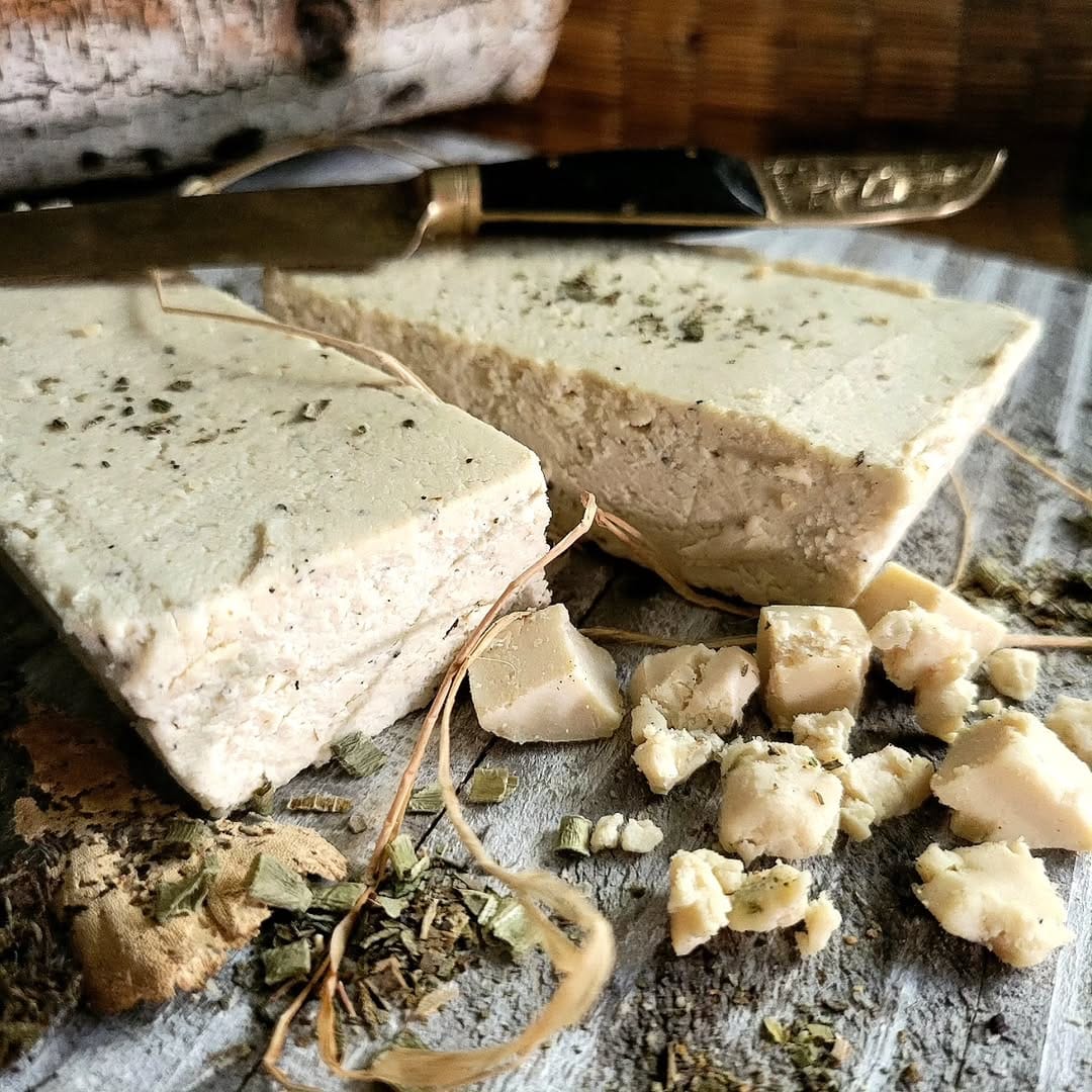 Post 12 by malina - Peaceful Rebel Vegan on Instagram (image)