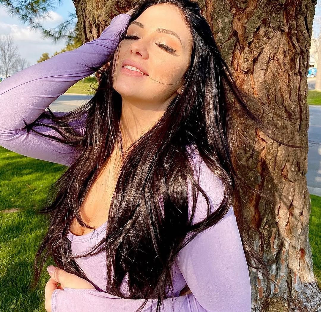 Post 4 by The Heather Presley on Instagram (image)
