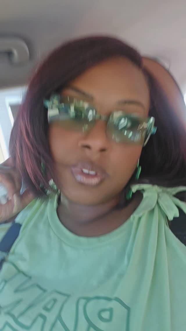 Post 8 by Janvier (Coco) on Instagram (video)