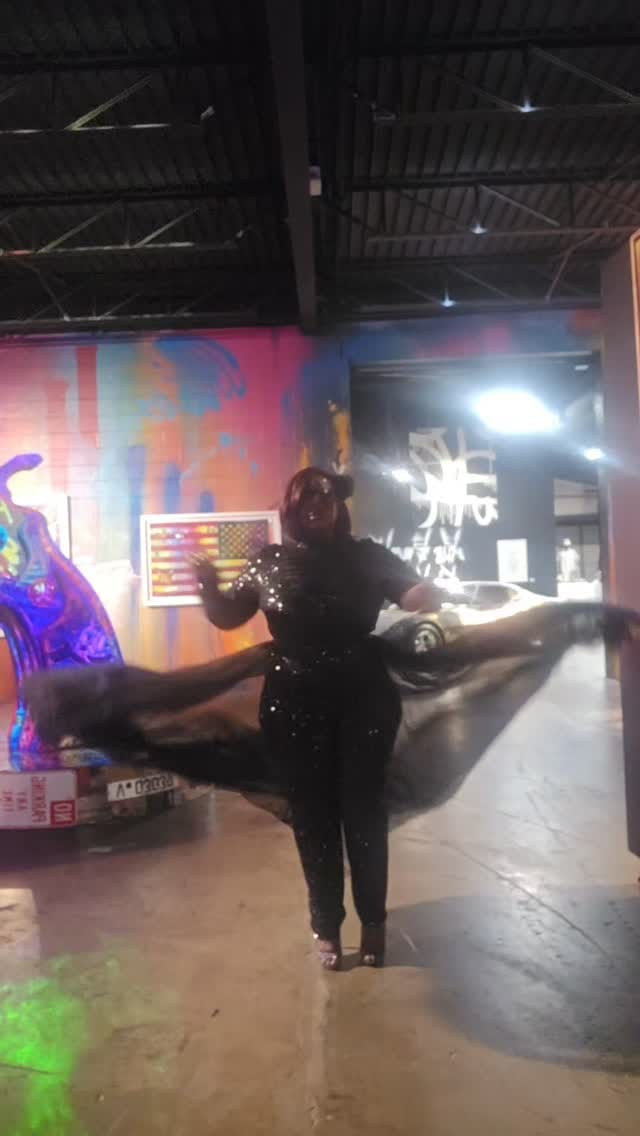 Post 10 by Janvier (Coco) on Instagram (video)