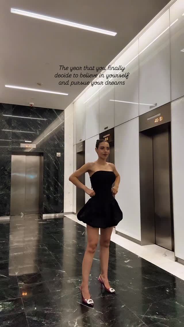Post 11 by Dalila Mussaffi on Instagram (video)