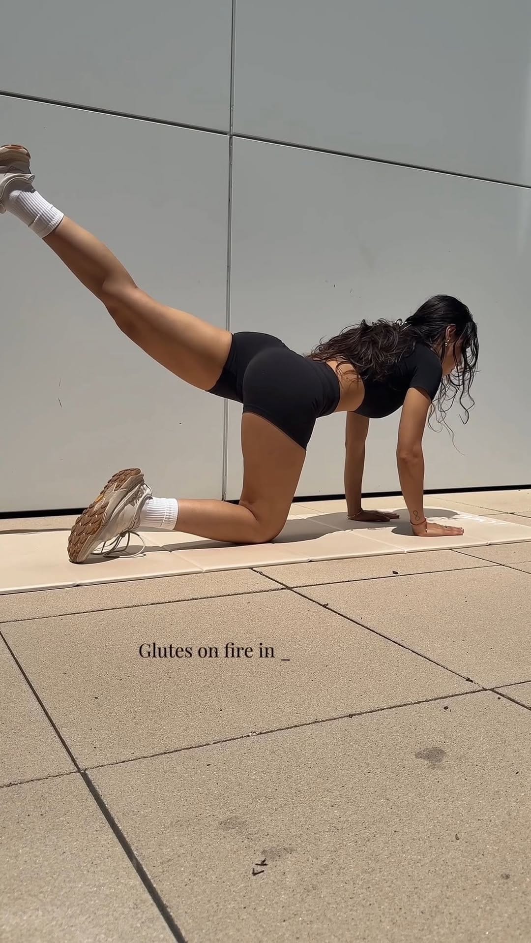 Post 6 by Dalila Mussaffi on Instagram (video)