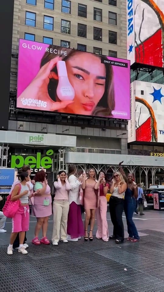 Post 12 by BELLA SNOW on Instagram (video)