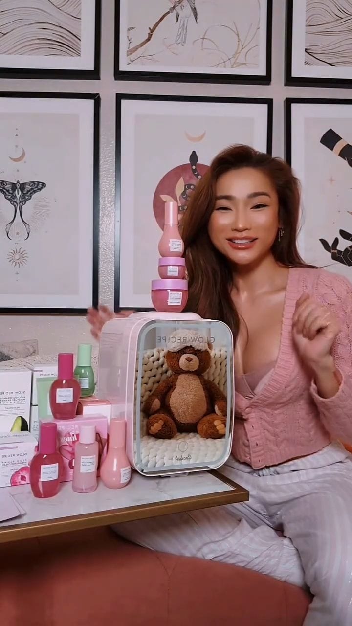 Post 7 by BELLA SNOW on Instagram (video)