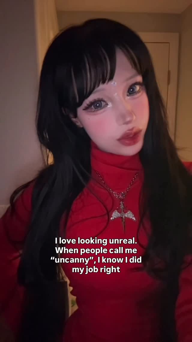 Post 4 by Irisina on Instagram (video)