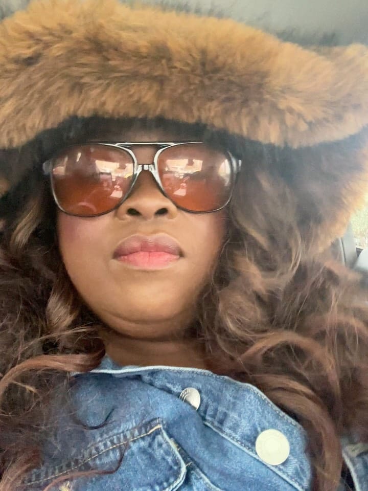 Post 4 by Toya Wright - Chicago Blogger on Instagram (carousel)