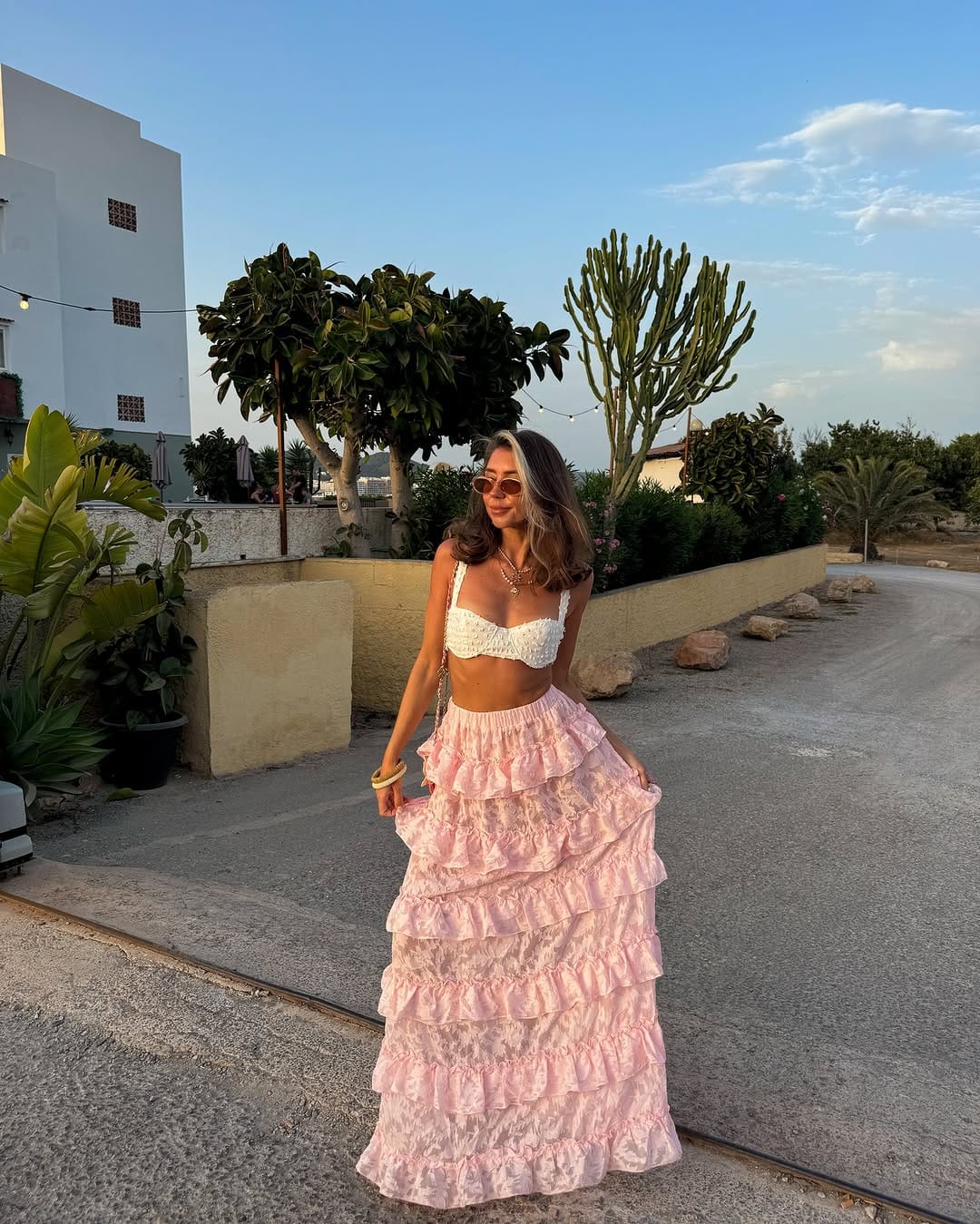 Post 12 by C H A R L O T T E 🌴 on Instagram (carousel)