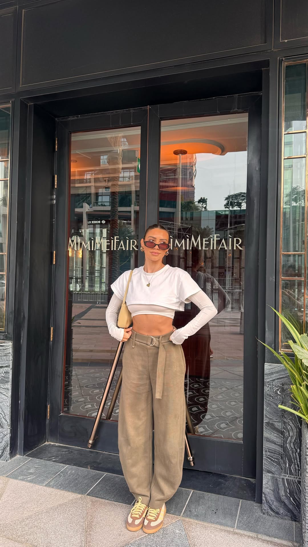 Post 9 by C H A R L O T T E 🌴 on Instagram (video)