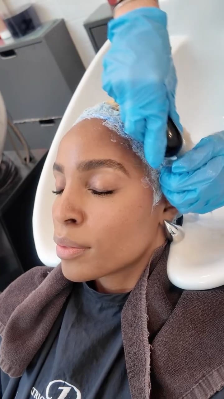 Post 5 by Artavia Lavay | Natural Pixie Creator on Instagram (video)