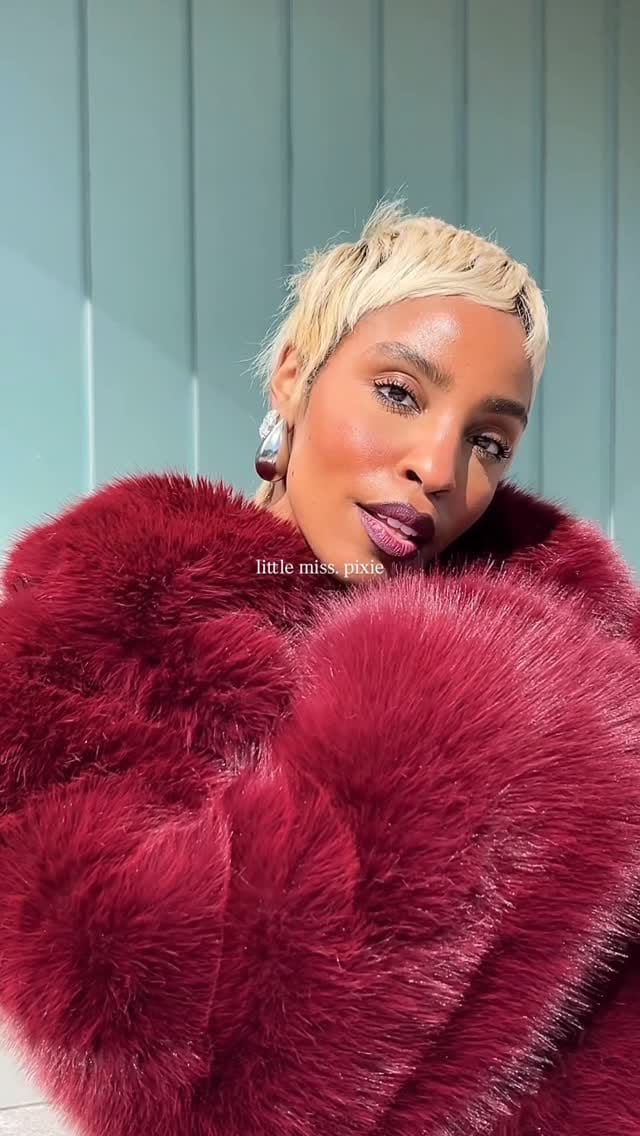 Post 8 by Artavia Lavay | Natural Pixie Creator on Instagram (video)