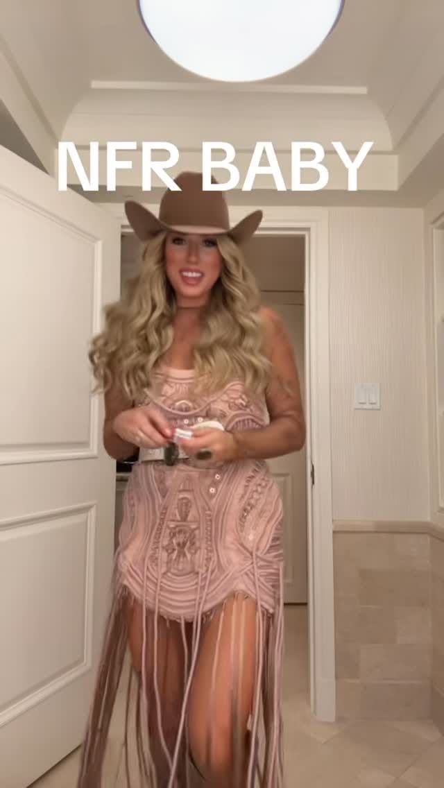Post 8 by Whitney Kay Scott on Instagram (video)