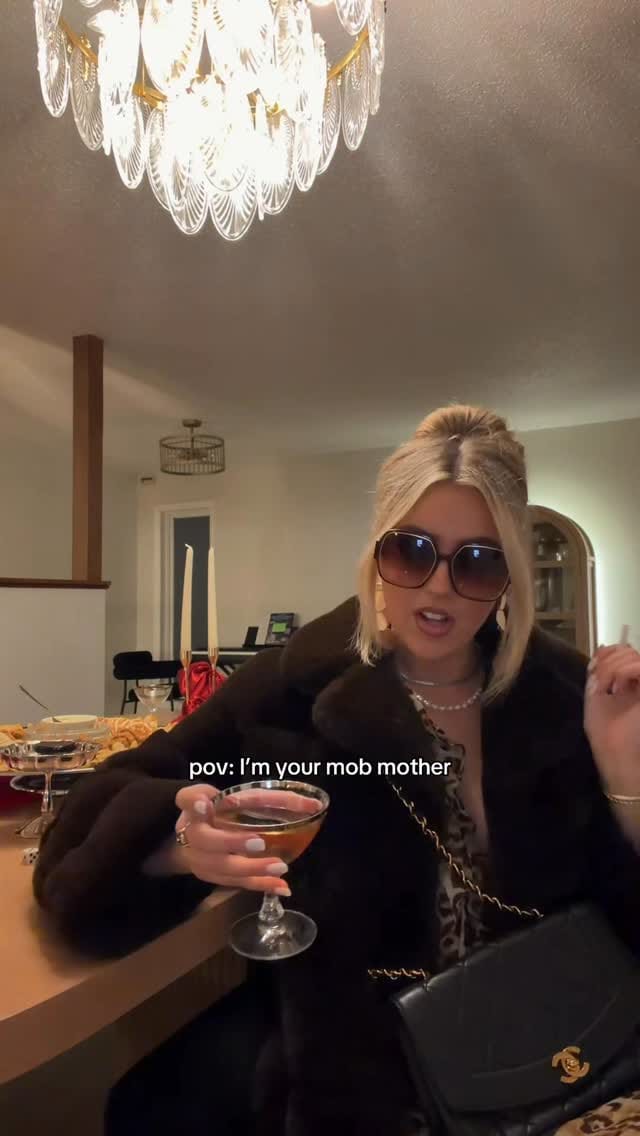 Post 4 by Cassie Meschke on Instagram (video)