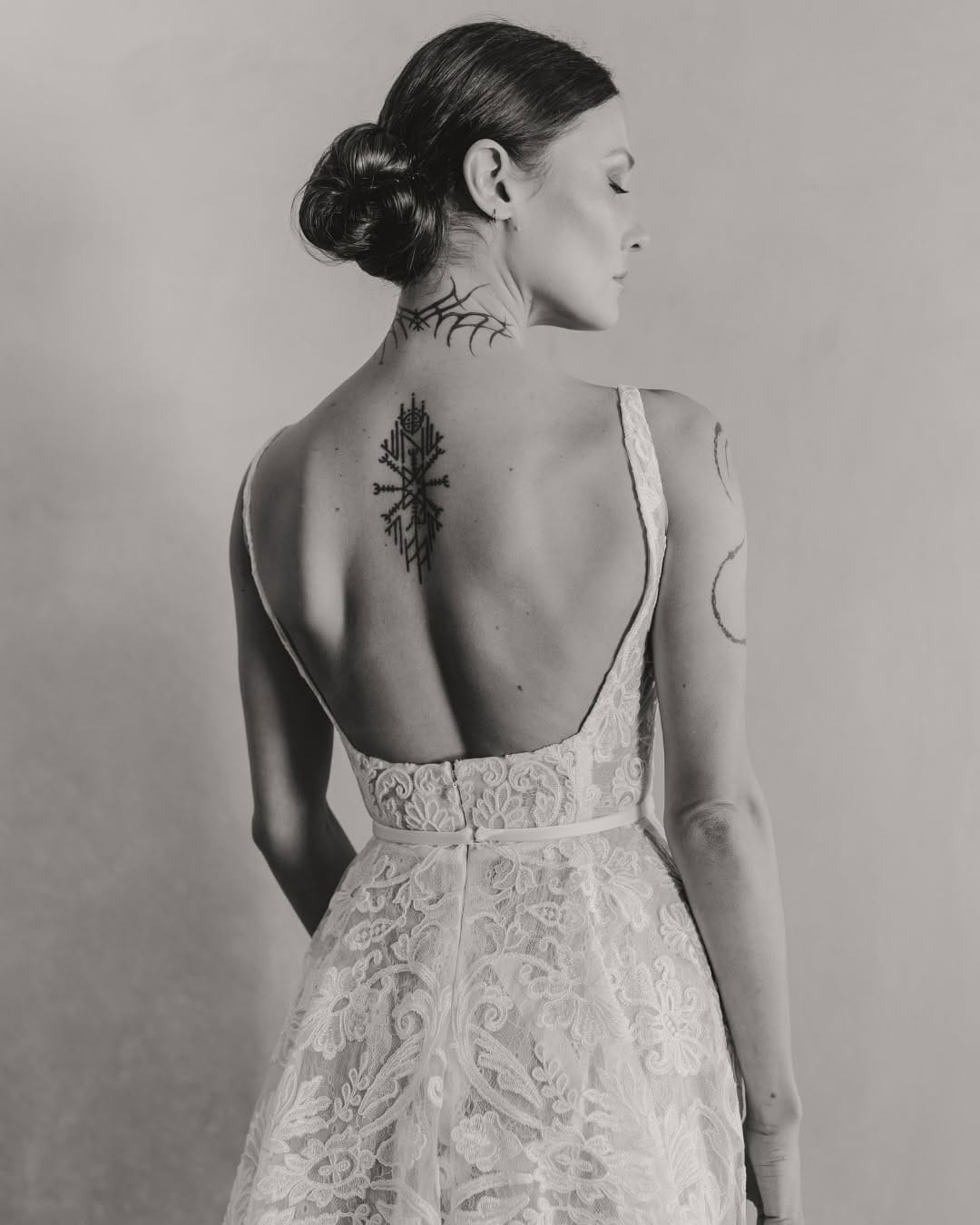 Post 10 by Anna Georgina on Instagram (image)
