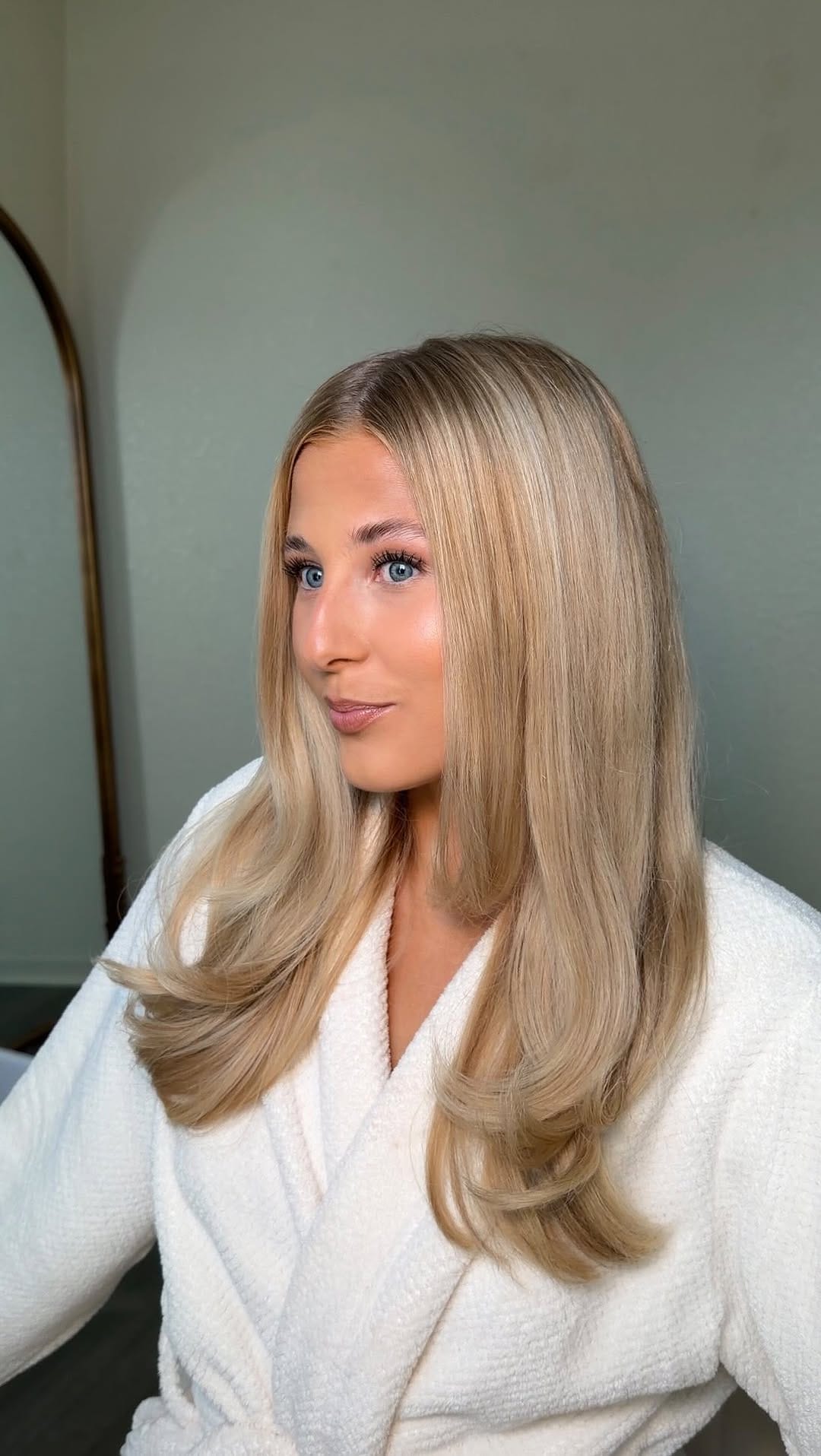 Post 1 by JENNA EVELYN on Instagram (video)