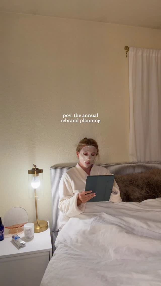 Post 11 by JENNA EVELYN on Instagram (video)