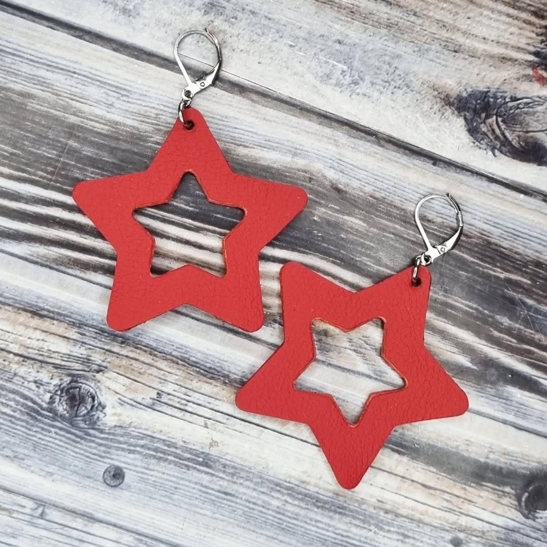 Post 8 by HANDCRAFTED. SUSTAINABLE. JEWELRY on Instagram (carousel)