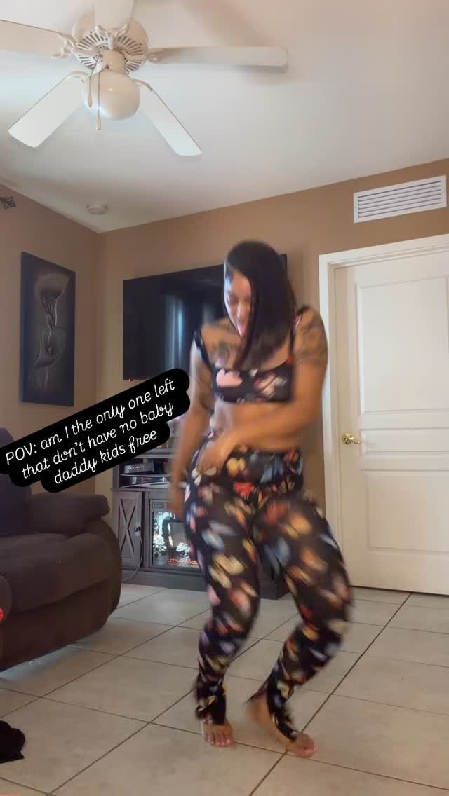 Post 7 by Exoticfashionablelooks on Instagram (video)