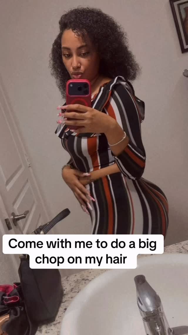 Post 2 by Exoticfashionablelooks on Instagram (video)